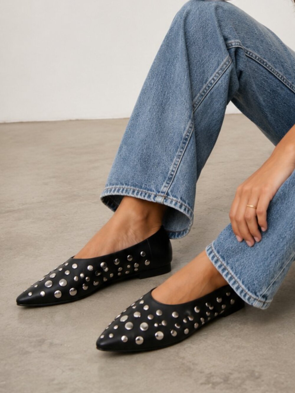 NAUGHTY MONKEY Harriette Pointed Toe Black Leather Studded Flats 7.5 EUC